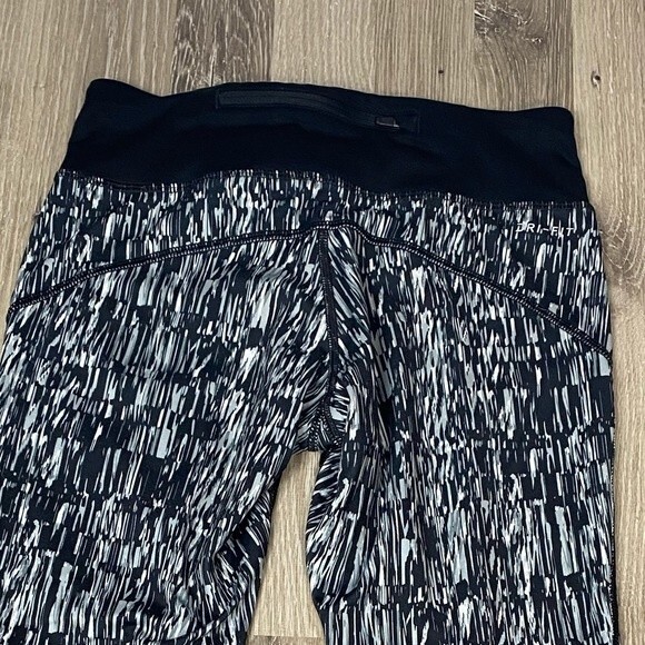 Nike Running leggings Crop size XS - Picture 4 of 7